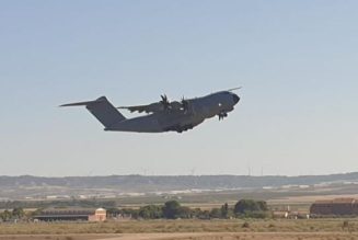 Sánchez celebra que la repatriación de los españoles “está en curso” tras la salida del segundo avión militar