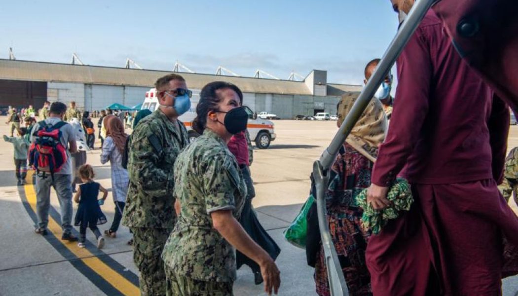 Estados Unidos ha trasladado ya a Rota a cerca de un millar de evacuados de Afganistán