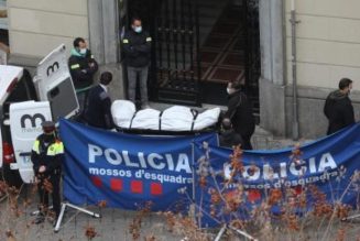 La CUP relaciona la muerte de cuatro personas en Barcelona que vivían en la calle con el relevo de Marta Ortega en Inditex