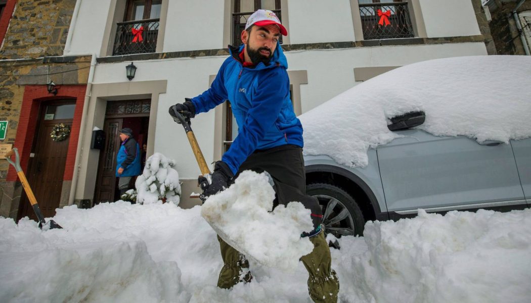 El temporal afloja con 26 provincias avisadas por nieve, viento, lluvia, deshielo, aludes o mala mar