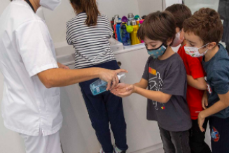 Las enfermeras andaluzas alertan de los riesgos de la vuelta al colegio tras las vacaciones sin enfermeras escolares