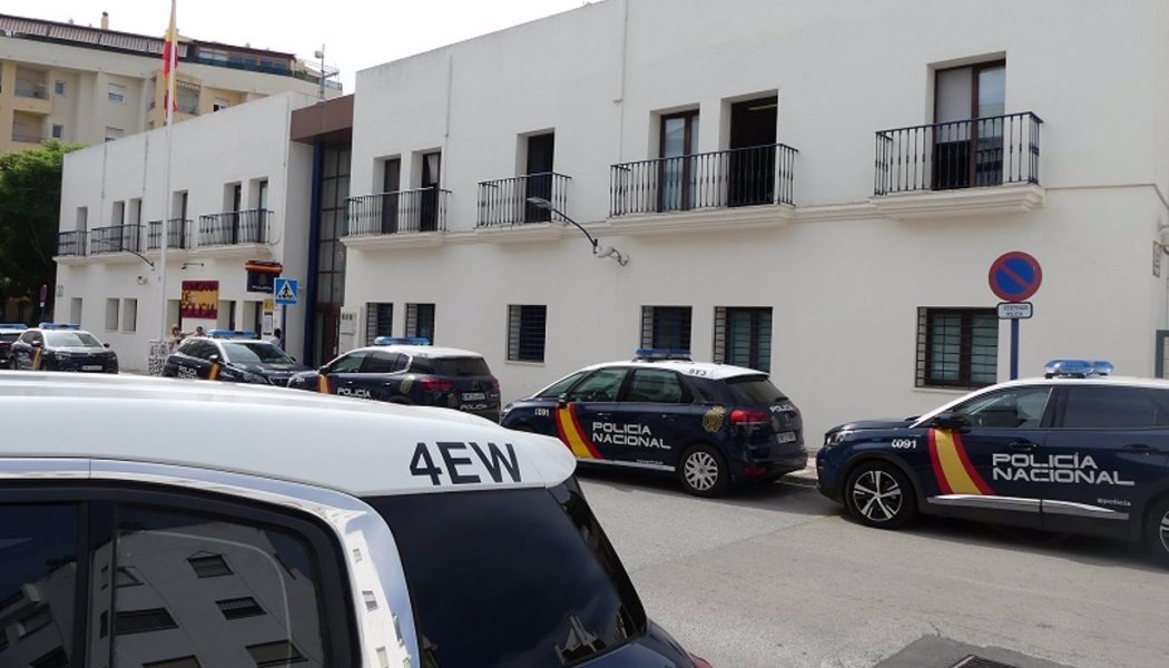 Detenido en Estepona por llamar a emergencias y decir que ha apuñalado a su hermana siendo mentira