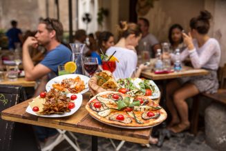 Sánchez lanzará en marzo la convocatoria de 720 millones de euros para la sostenibilidad turística y un Plan de Turismo Gastronómico de 65 millones de euros