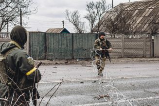 Con el centro de Kiev bombardeado, ambas partes anunciaron que seguirán las negociaciones