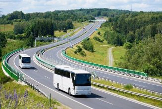 El sector del autobús ofrece su flota para trasladar a Málaga a los refugiados ucranianos