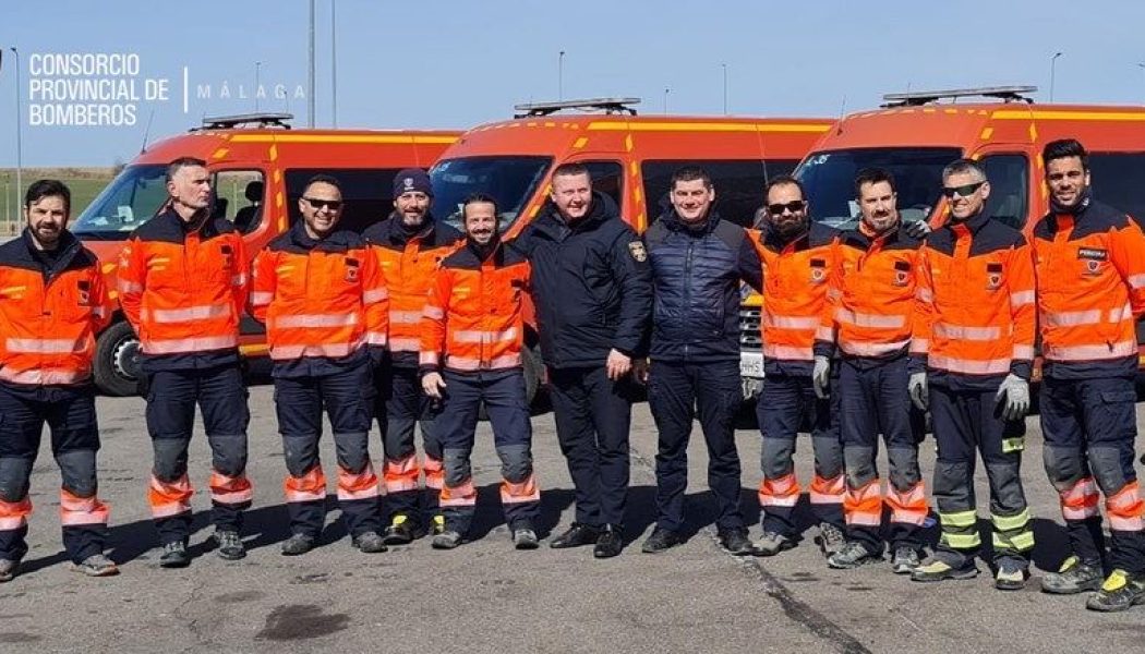 Los bomberos de la Diputación entregan 3.000 kilos de material técnico de emergencias a sus compañeros ucranianos