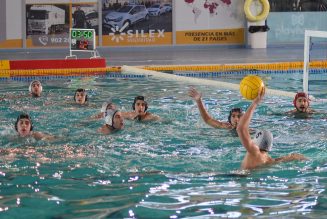 El Waterpolo Málaga quiere vencer a un equipo canario para alcanzar a otro isleño