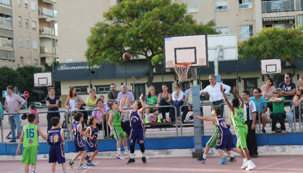 Detenido al suplantar correo de Federación de Baloncesto y estafar 143.400 dólares de partido en EEUU