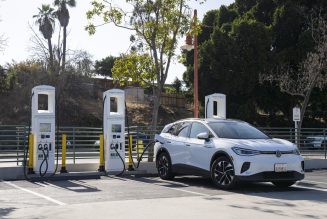 California prohíbe a partir de 2035 la venta de vehículos nuevos que usan combustibles fósiles