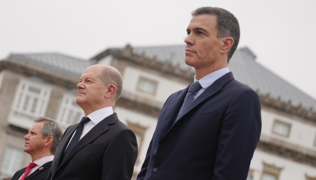 Sánchez y Scholz aseguran que no hablaron sobre el escudo antimisiles europeo