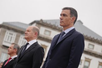 Sánchez y Scholz aseguran que no hablaron sobre el escudo antimisiles europeo