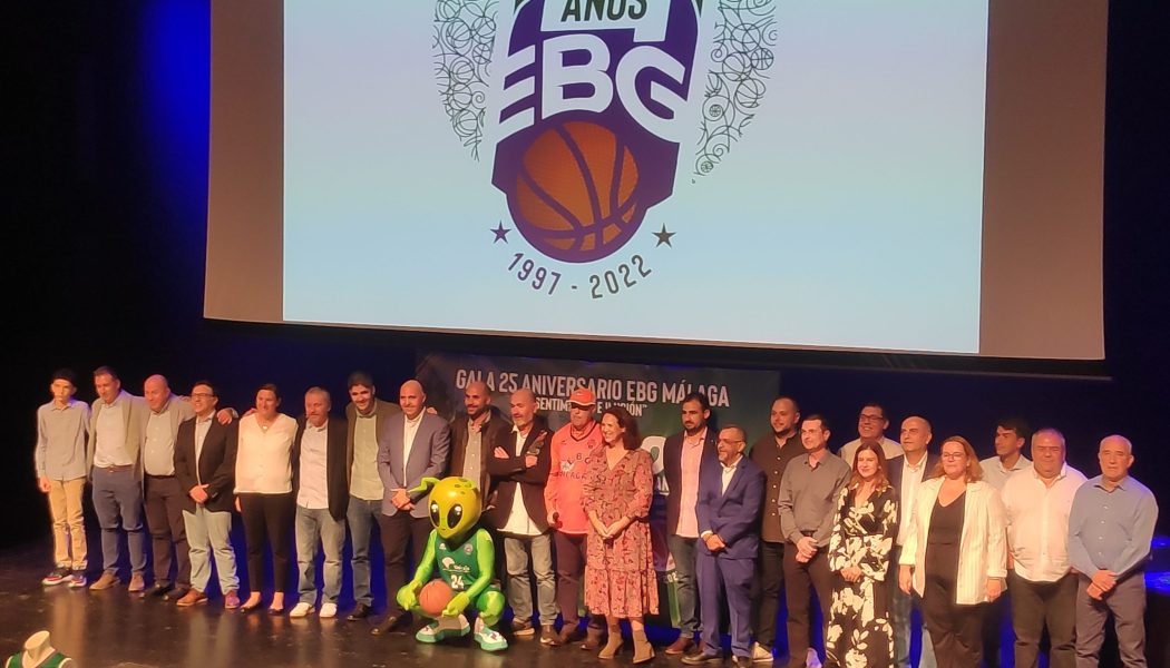 EBG Málaga anota la canasta de su vida con un emotivo recorrido por las personas que forjaron la gran familia del baloncesto malagueño