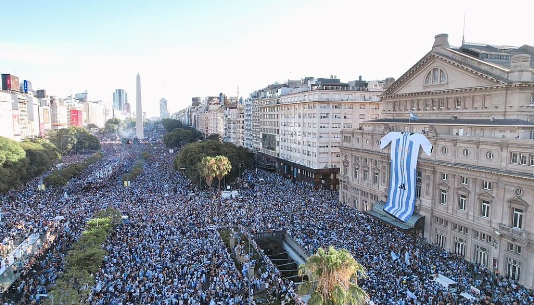 La alegría del Sur: No nacimos para sufrir