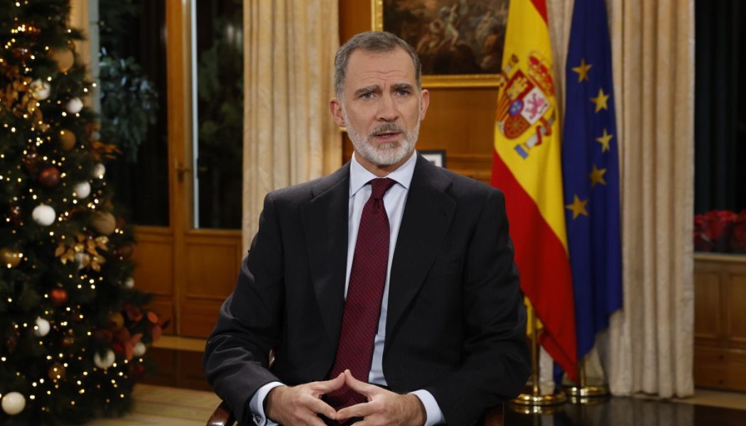 Felipe VI llama a fortalecer «nuestras instituciones»