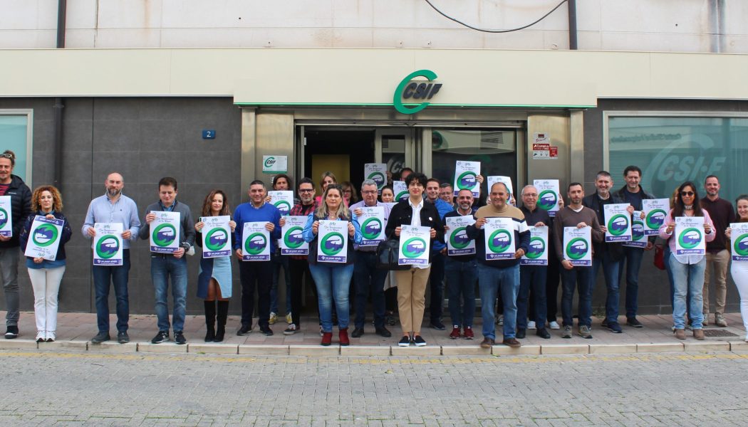 CSIF se concentra por el 8M y defiende que no se dé ni un paso atrás en Igualdad