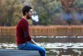 Los vapeadores son “puerta de entrada al tabaco”