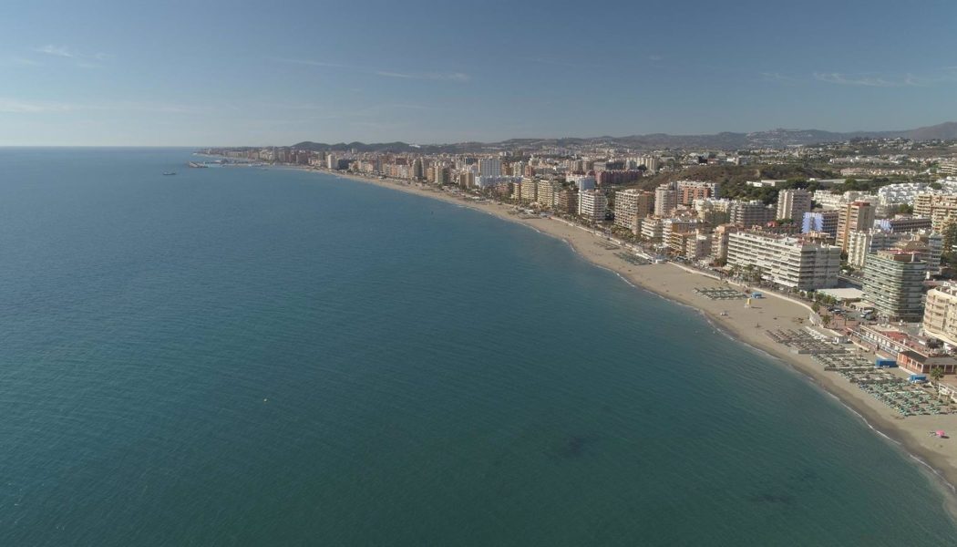 Hallan dos cadáveres frente a la costa de Fuengirola