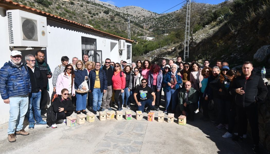 Alpandaire acogió un taller de fabricación de cajas nido