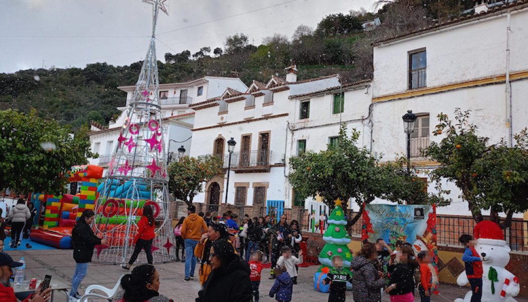 Algatocín celebró una fiesta navideña infantil