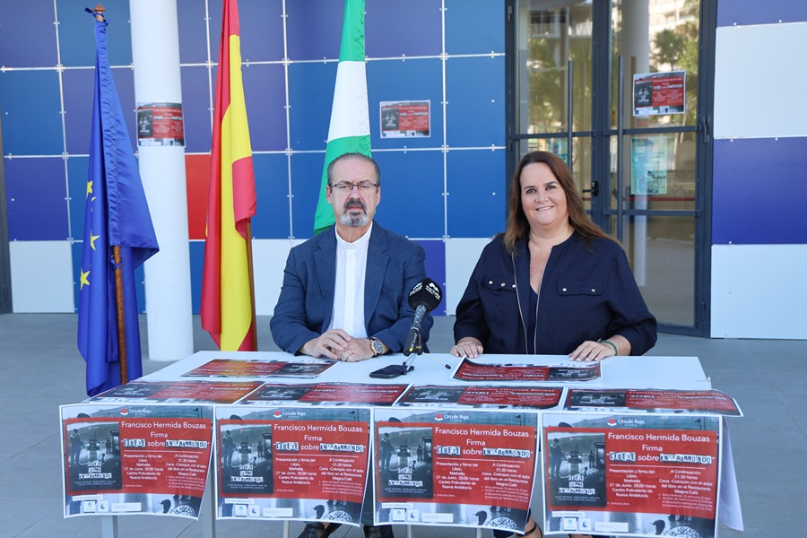 Presentación del libro ‘Llueve sobre Intxaurrondo’ en Nueva Andalucía J07A7958 1