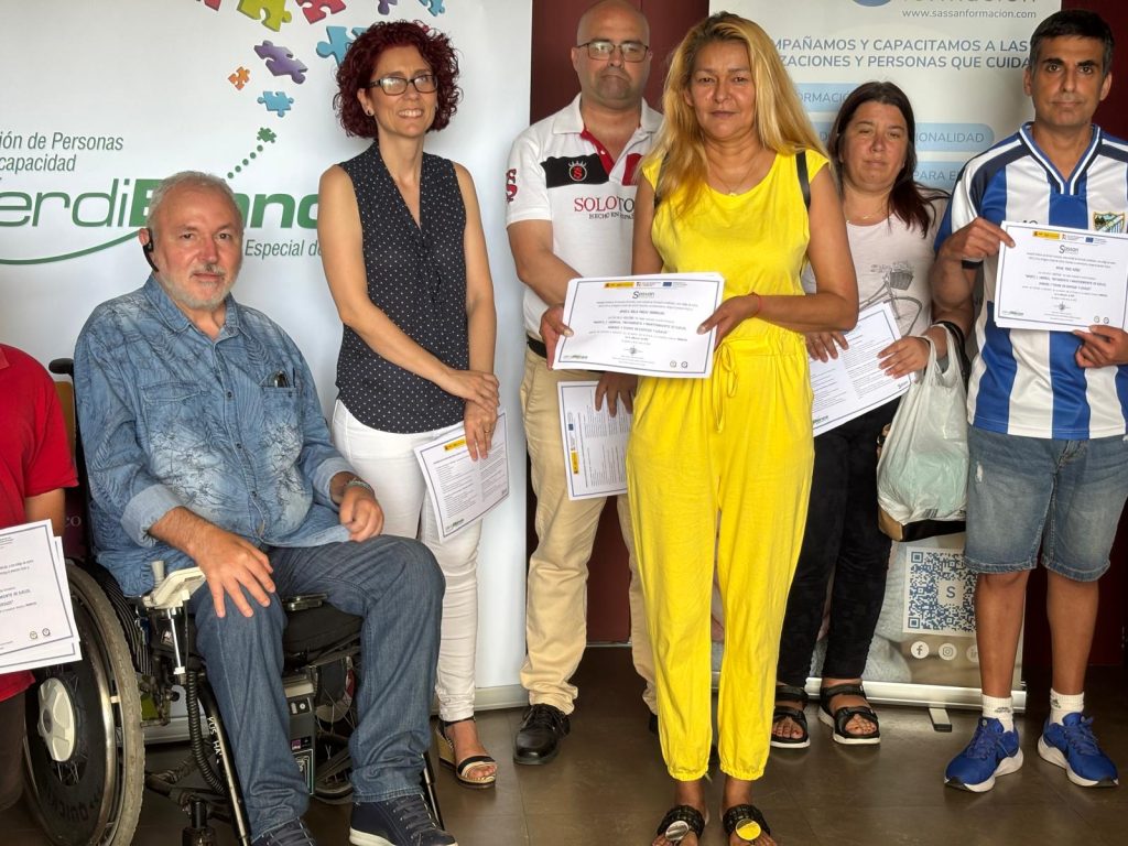 La plantilla de Verdiblanca en Málaga aumenta su capacitación profesional y formativa 250718 Verdiblanca Entrega diplomas Malaga 3