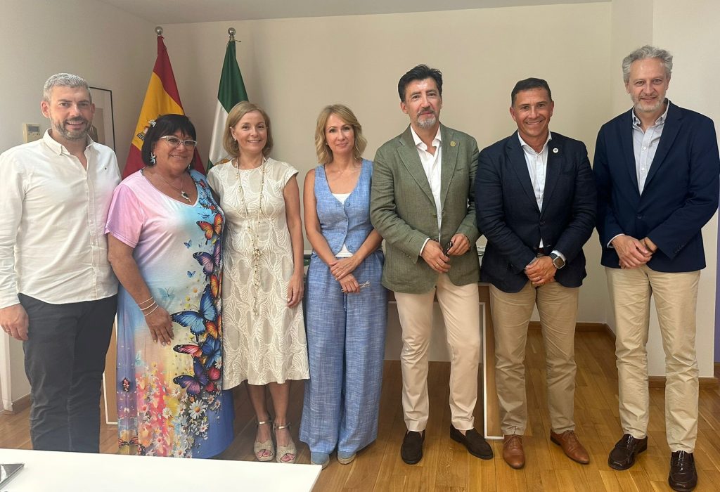 Reunion entre representantes del CAE y la direccion gerencia del SAS