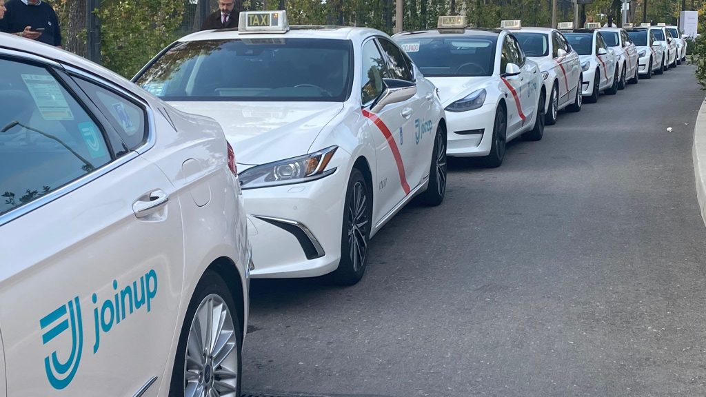 El taxi corporativo se convierte en opción personal unnamed