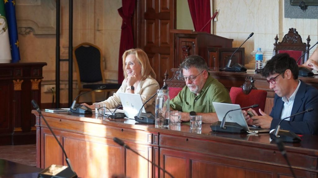 “Los barrios de Málaga están sucios” por falta de medios y de personal PSOE Malaga Begona Medina
