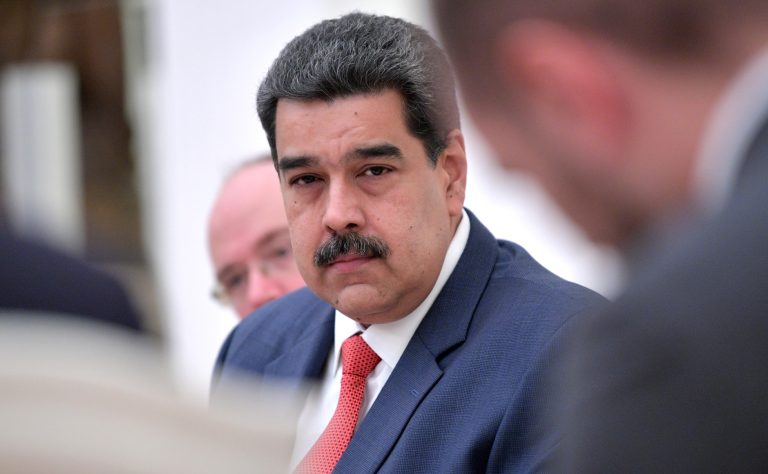 Trump escribe derecho en Venezuela con renglones torcidos Nicolas Maduro 2019 10 25 01