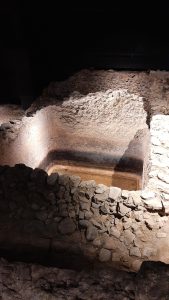 Estratos de eternidad: De factoría romana a la ciudad moderna 3 20260302 102621