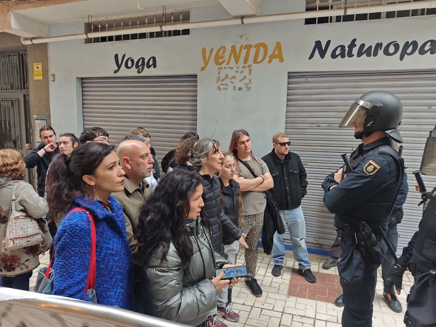 Por Andalucía denuncia que el PP permita el desahucio de una mujer mayor con un hijo dependiente 1 Por Andalucía
