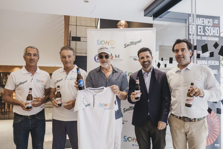 Actividad deportiva y de espectáculos que le interesan de Málaga RdP Equipo de regatas Teatro del Soho CaixaBank San Miguel @Marina M.Luna 1
