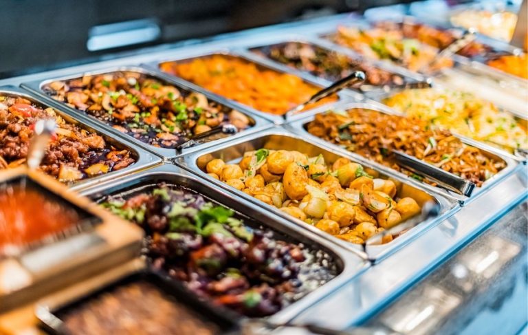 Cómo reconocer una anafilaxia este verano Buffet en verano