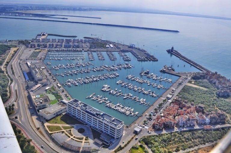 Puerto Sherry asociado a Marinas de Andalucia