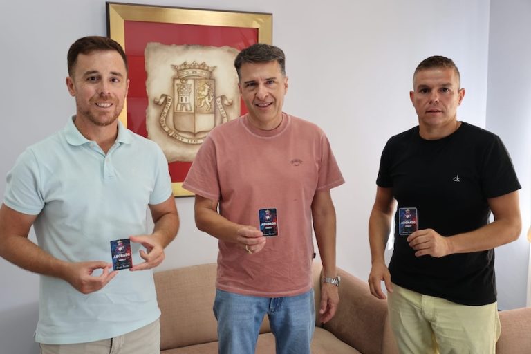 Apoyar a los clubes deportivos de Torrox principal carne CD Torrox