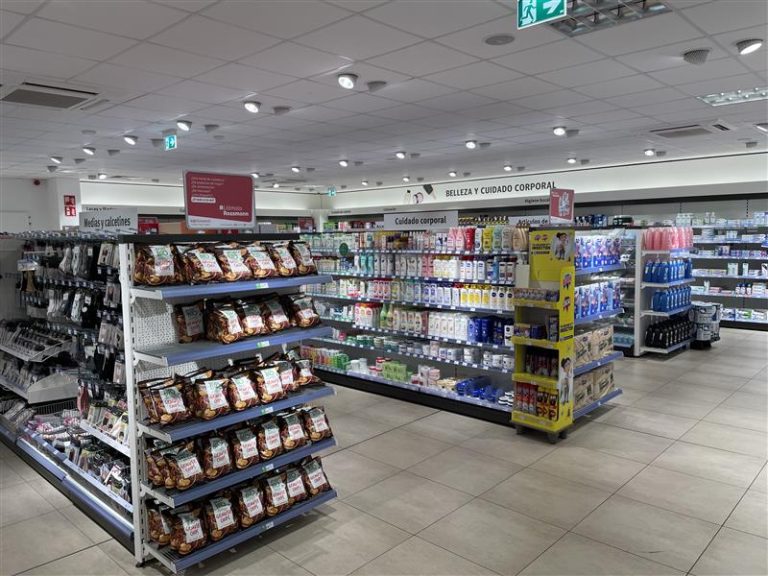 Interior tienda 2