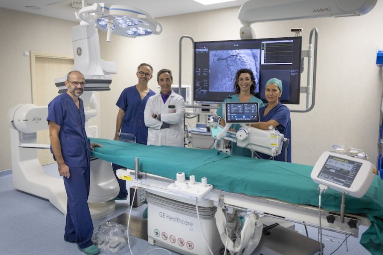Quirónsalud Málaga refuerza la atención urgente al infarto equipo cardiologia sala hemodinamica 2a