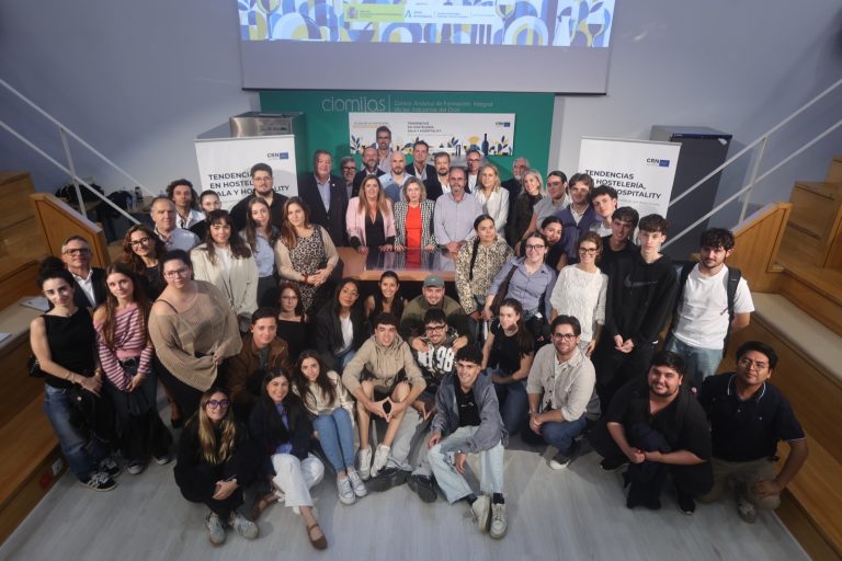 CIO Mijas se une al Día de la Hostelería con un análisis profundo sobre la transformación del sector y los nuevos hábitos del cliente